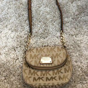 Michael Kors MK Signature Canvas Crossbody